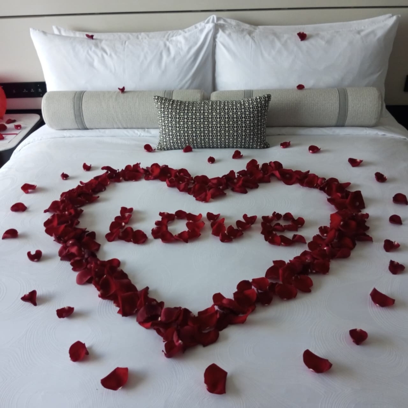 Valentine’s Room Surprise Setup